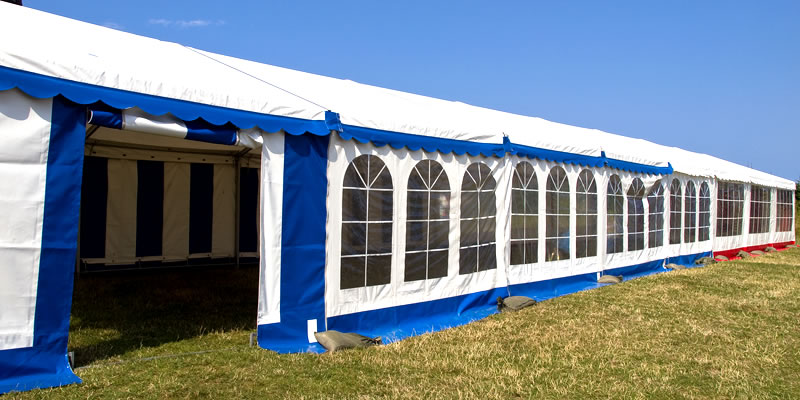 Ofrece los mejores eventos en tu casa con nuestras carpas y lonas para piscinas